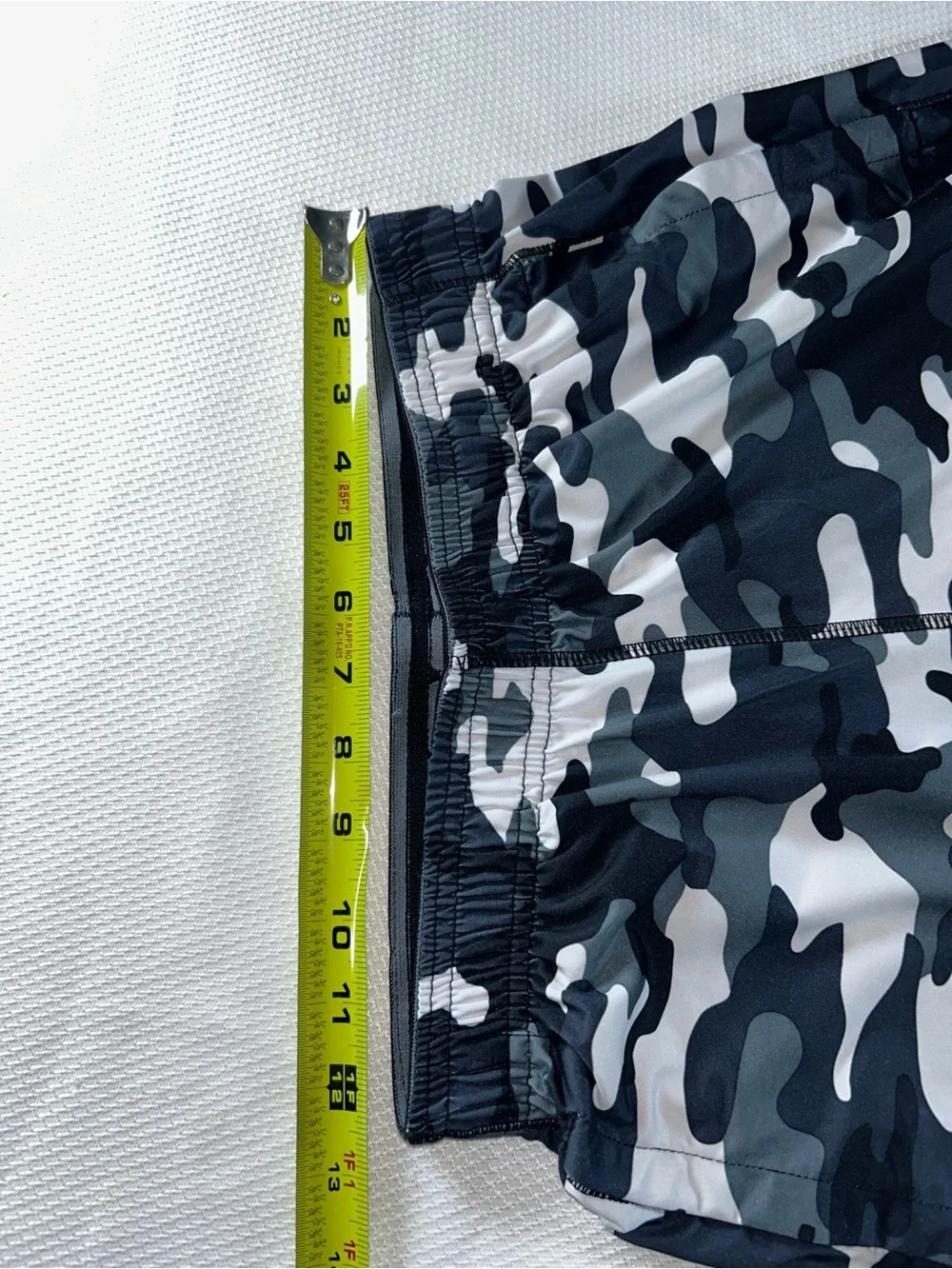 Mens Camo Athletic Shorts Small Gray Black Performance Gym Workout